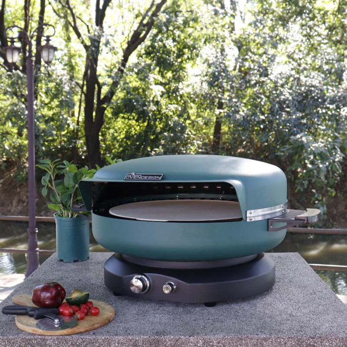 cubs cap pizza oven (3)